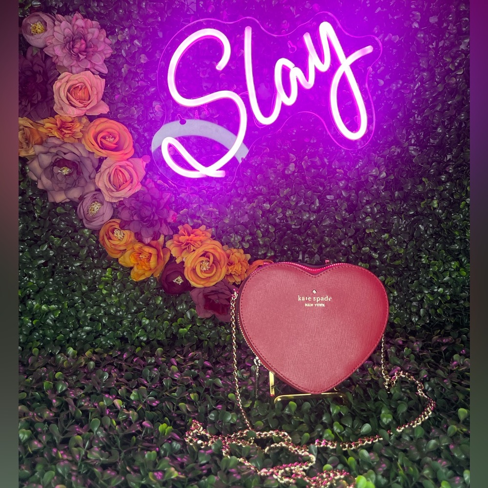 Kate Spade Love Shack Mini Heart Crossbody
Purse